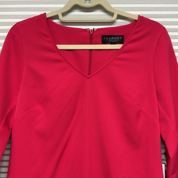 Laundry by Shelli Segal NWT Pink Fiesta Bell Sleeve V Neck Shift Dress Size 6 - Picture 2 of 7